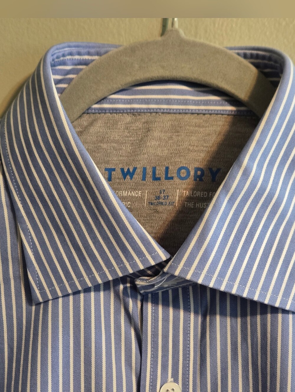 Twillory Leader Non-Iron Stripe Tailored Fit Shirt Performamce Fabric- 17x 36/37